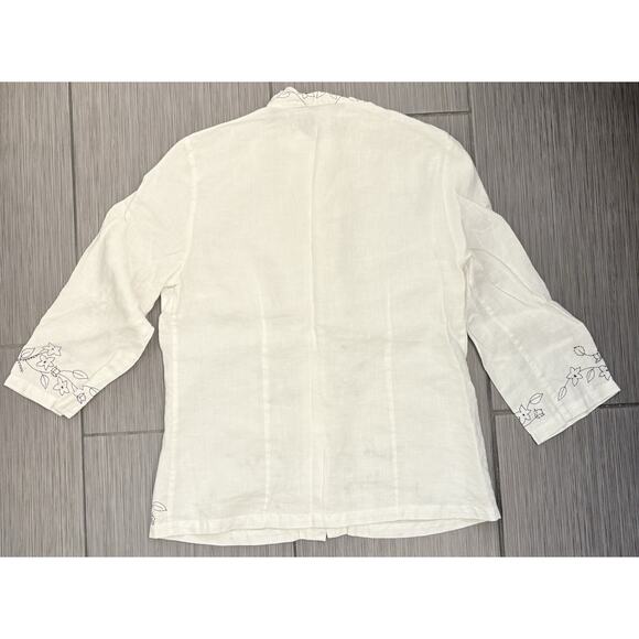 Mercer & Madison White Linen Black Floral Embroidered Button Down Shirt Size 10 - Picture 4 of 4